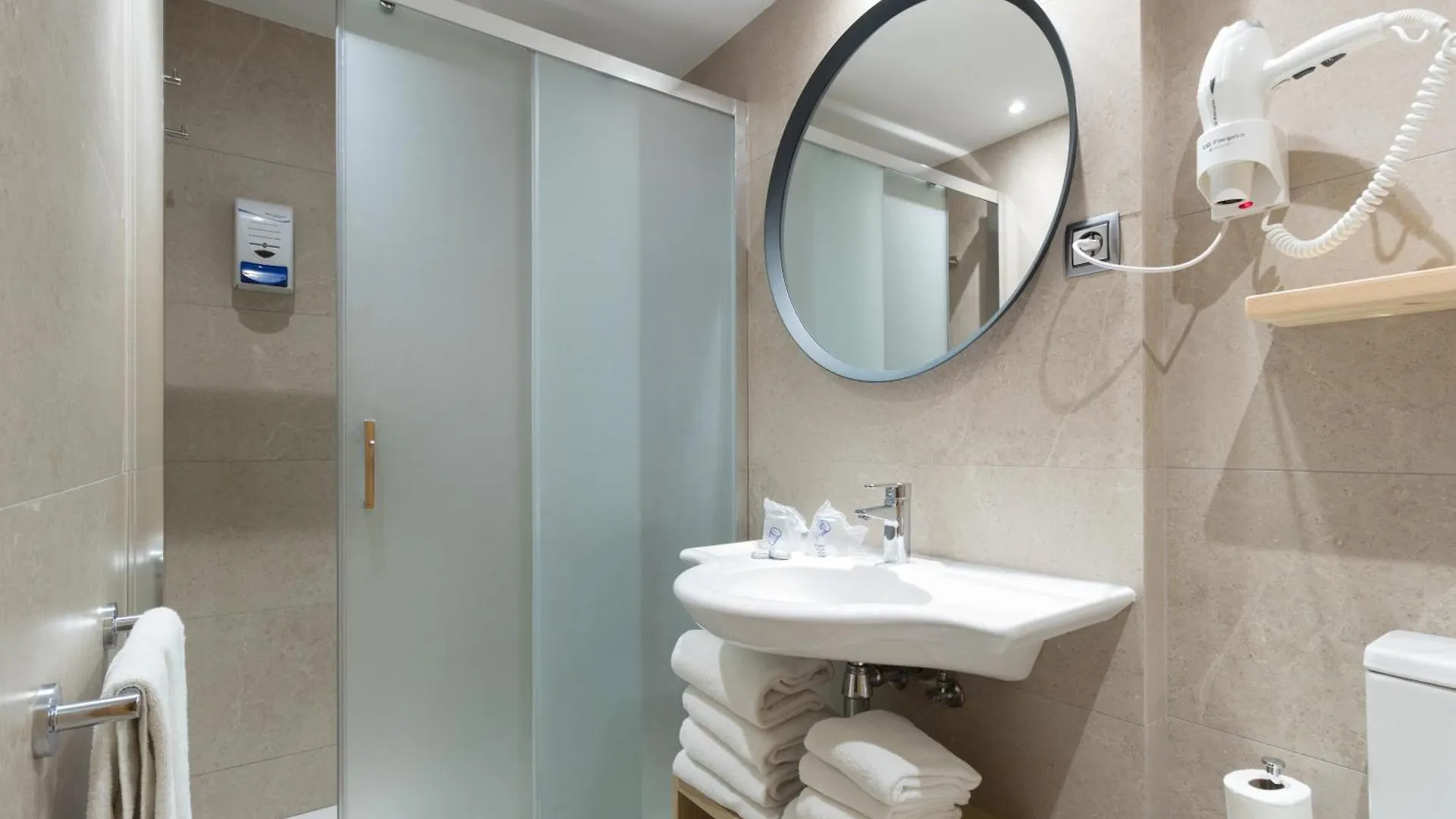 Apartamentos Royal Marina Gardens Castelldefels