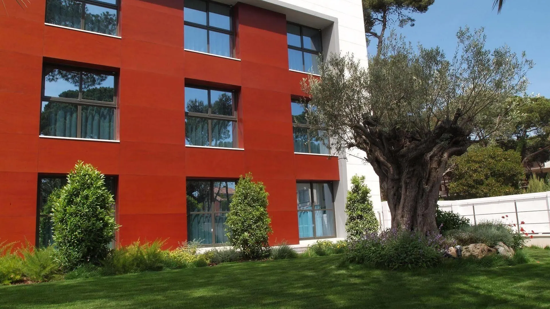 Apartamentos Royal Marina Gardens Castelldefels